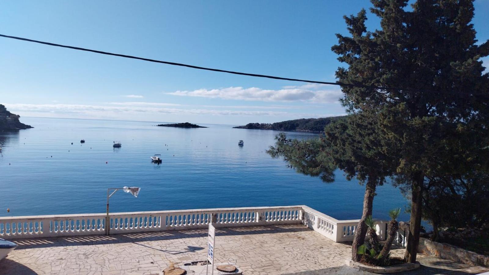 Captain'S Villa Молунат Екстериор снимка
